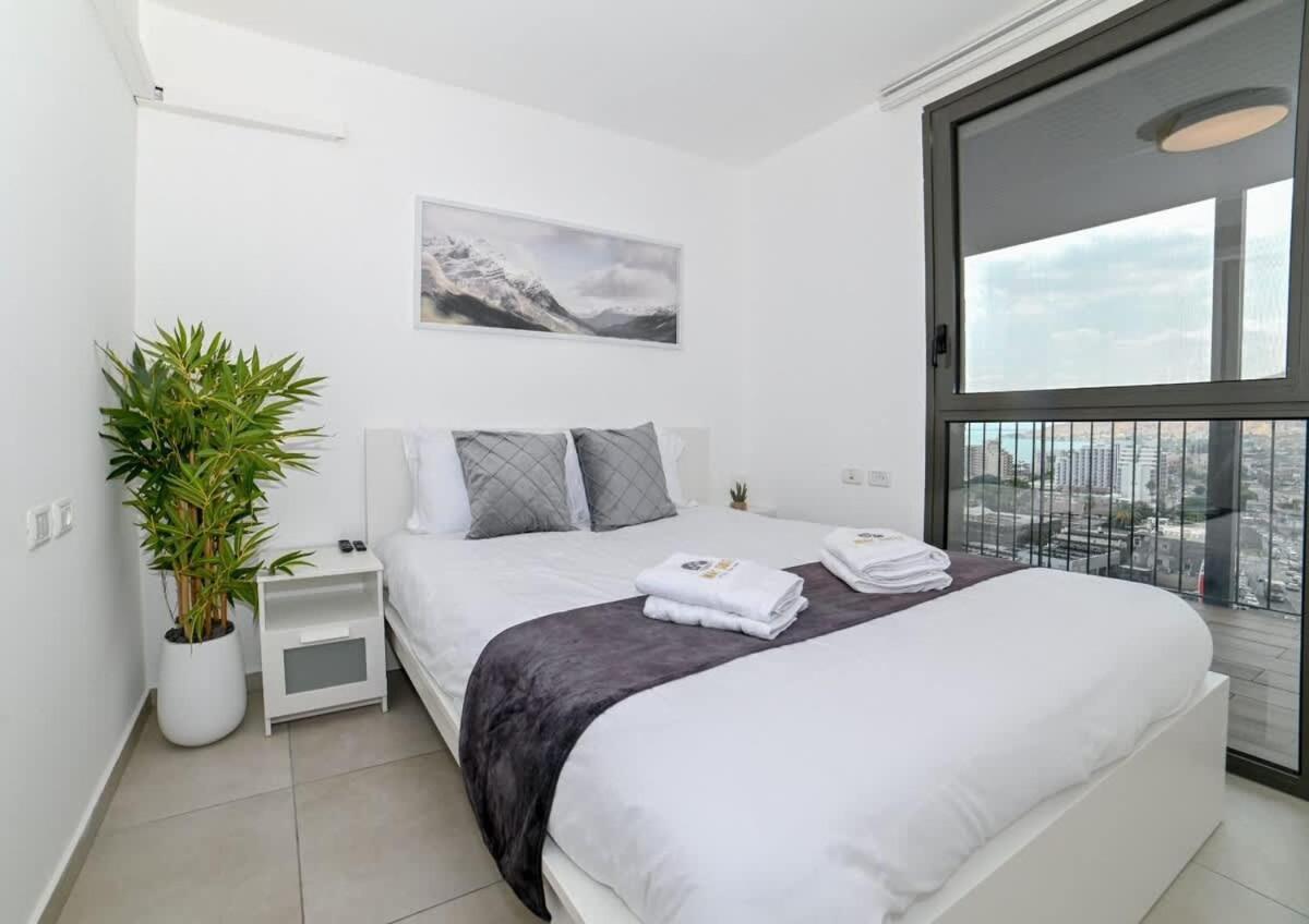 L.T.D- My View. 2 Bedroom Apartment By The Lake. Tiberíades Exterior foto